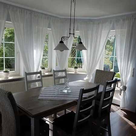 Am Wildpflanzenpark * Unterkirnach